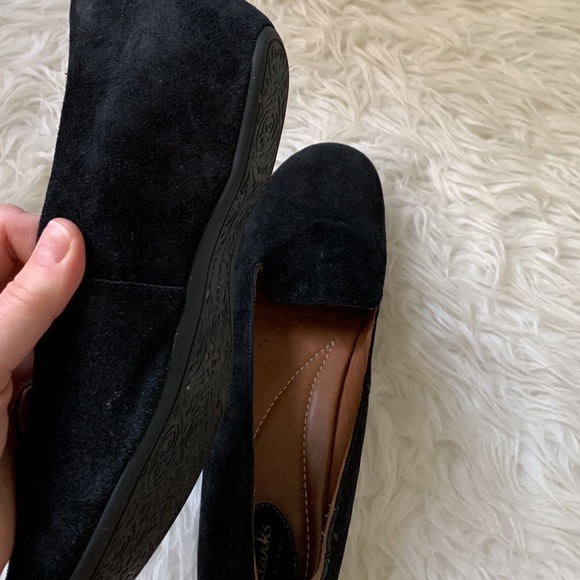Clarks suede slip-on loafers with slight inside wedge for comfort Sz 10 EUC - Picture 9 of 13